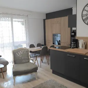  Appartement T2 La Digue Rdc Sud Terrasse 41 Bd Hebert France