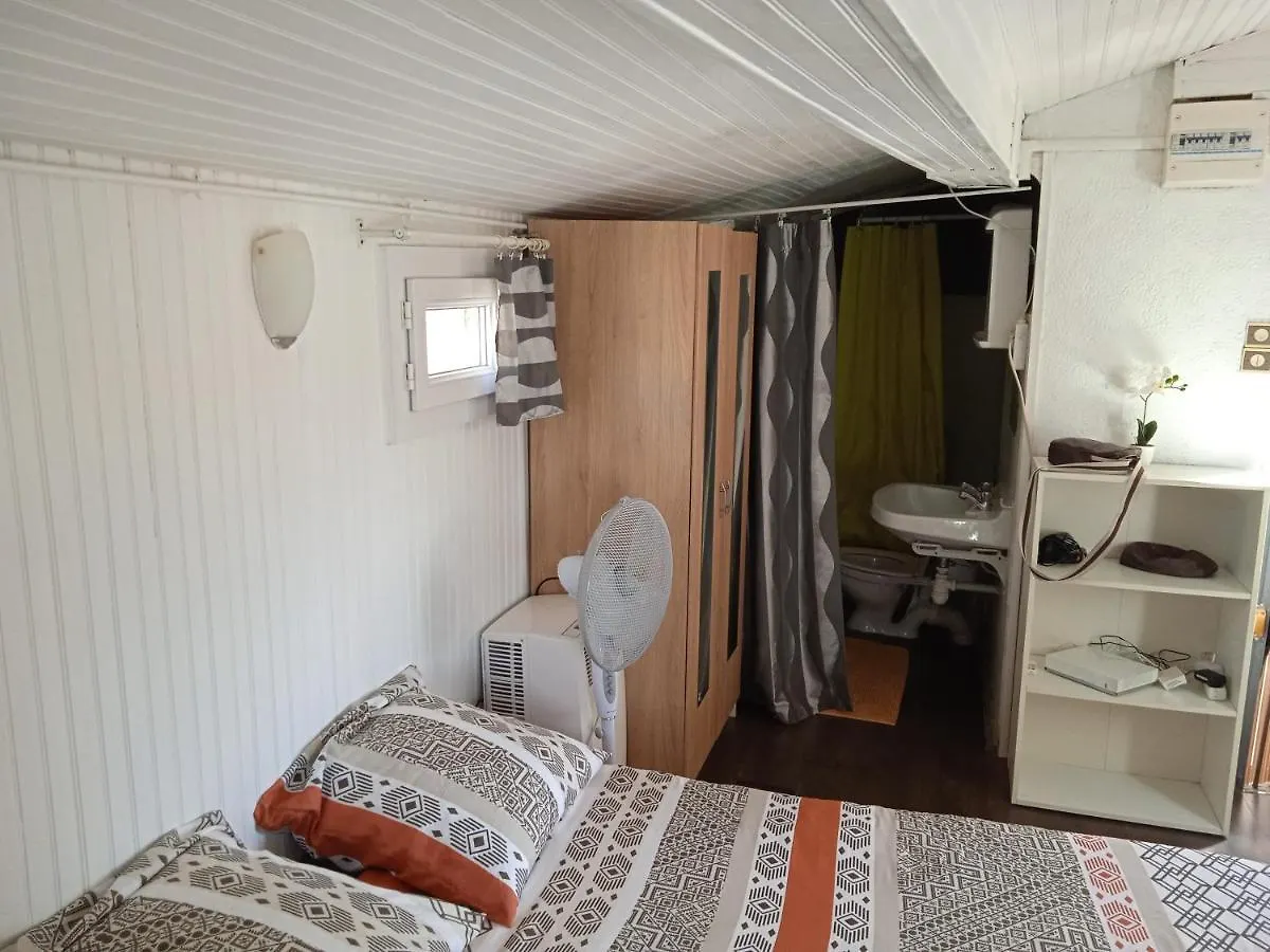Le Nid D'Oiseau De St Victor / St Victor'S Bird'S Nest Apartment Marseille 0*,  France